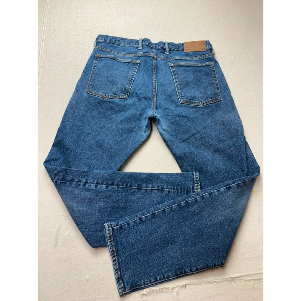 GAP Men's Slim Fit Jeans 36x32 Medium Wash Blue Denim Straight Leg [A171] - Picture 3 of 6